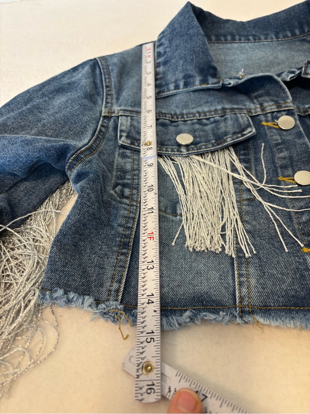 Women’s Cropped Denim Jacket Silver Fringe Western Boho Approx M - Picture 5 of 7